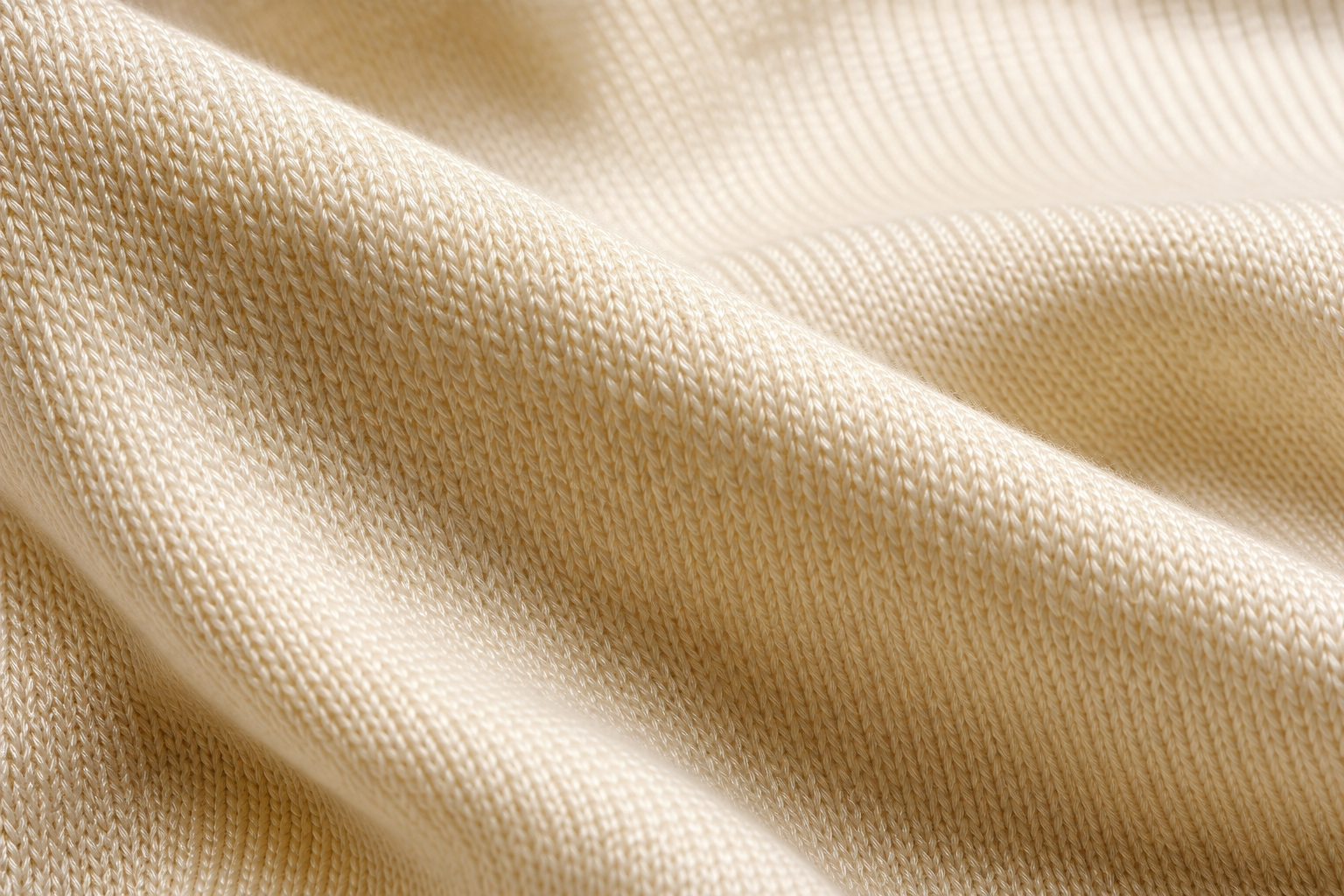 Mercerized Merino (Silk-Finish)