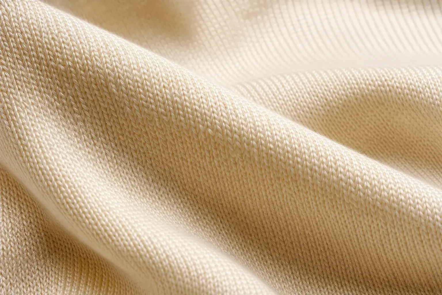 Mercerized Merino (Silk-Finish)
